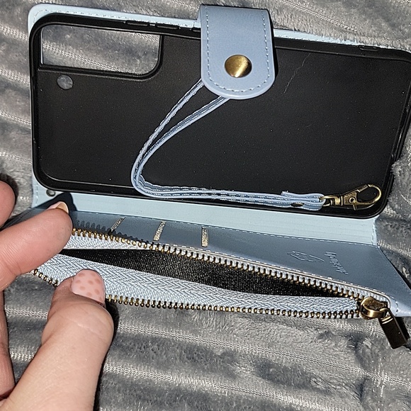 Samsung S22 Plus wallet case - Picture 3 of 5